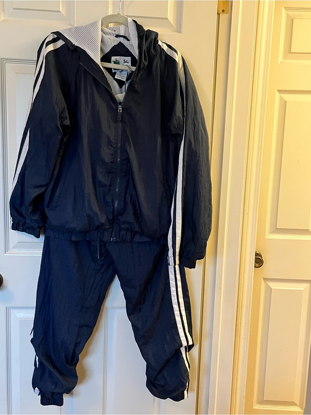 90's Julia Michaels Women’s M Navy Wind Jacket and Pants Set White Stripes